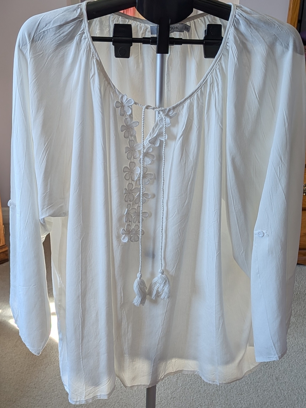 MISSLOOK White Boho Peasant Blouse with Floral Embroidery